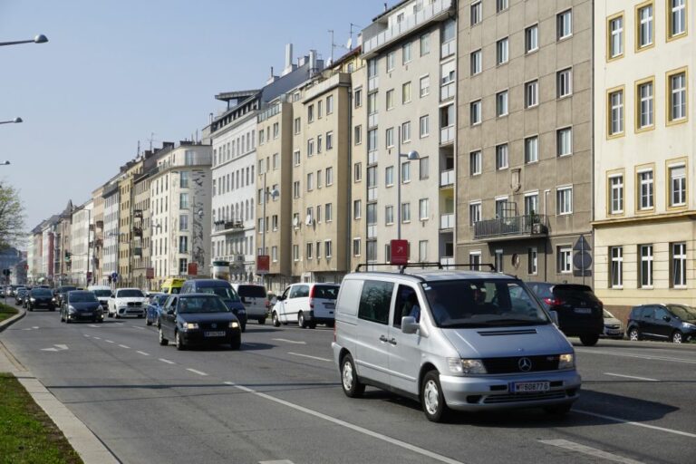 Landstraßer Gürtel, Autos, Häuserzeile, Fasanviertel, 3. Bezirk, Wien