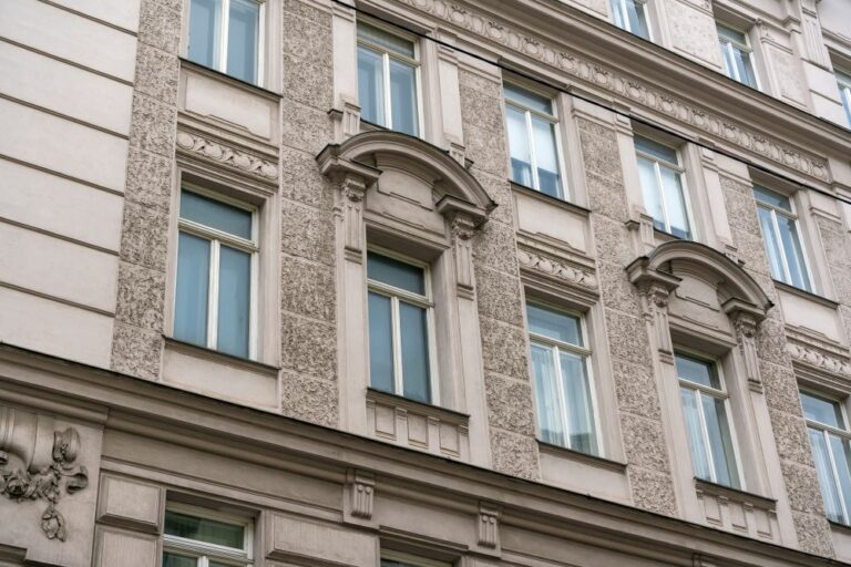 Fassade eines Jugendstilhauses in Wien-Mariahilf