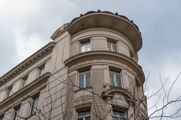 Fassade eines Jugendstilhauses in Wien-Mariahilf
