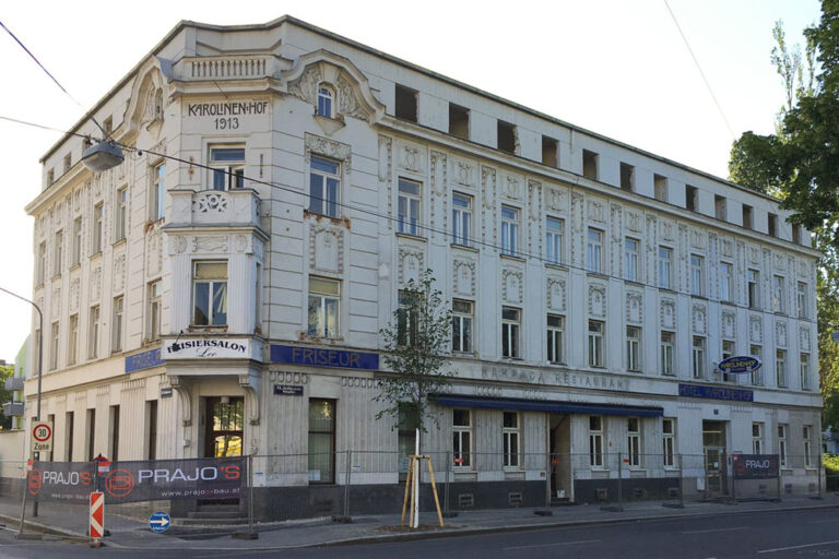 Hotel Karolinenhof wird abgerissen, Floridsdorf, Wien, Jugendstilhaus