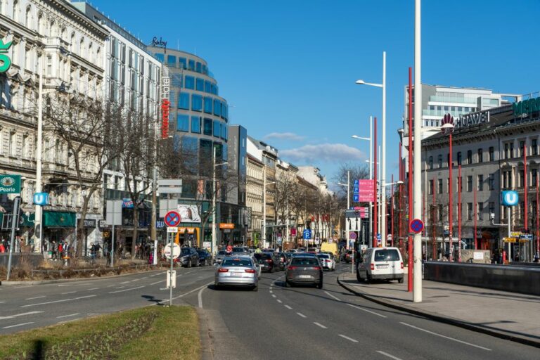 Mariahilfer Straße, Wien, Kaiserstraße