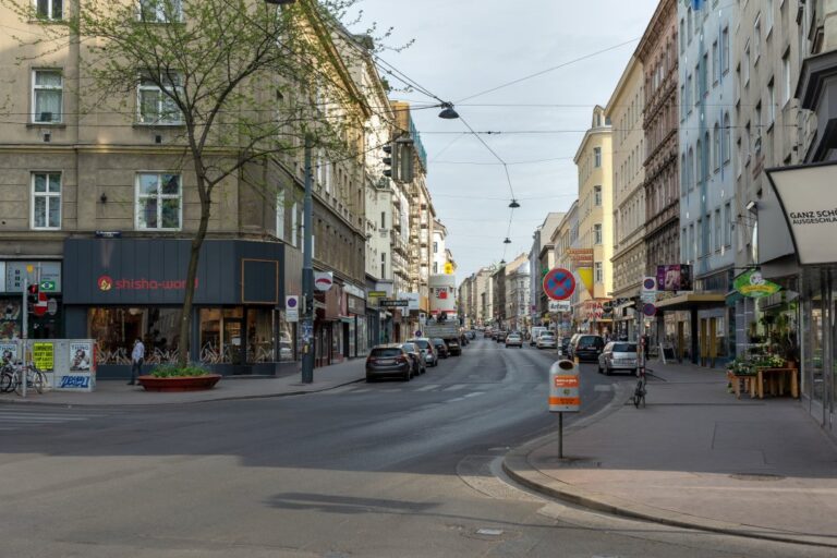 Reinprechtsdorfer Straße an der Kreuzung zur Margaretenstraße, 1050 Wien