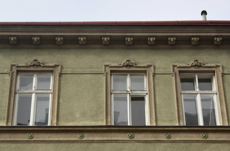 Fenster eines Gründerzeithauses, Römergasse