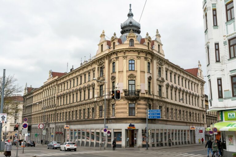 Historismus-Gebäude, Gumpendorfer Gürtel, Sechshauser Straße, Wien