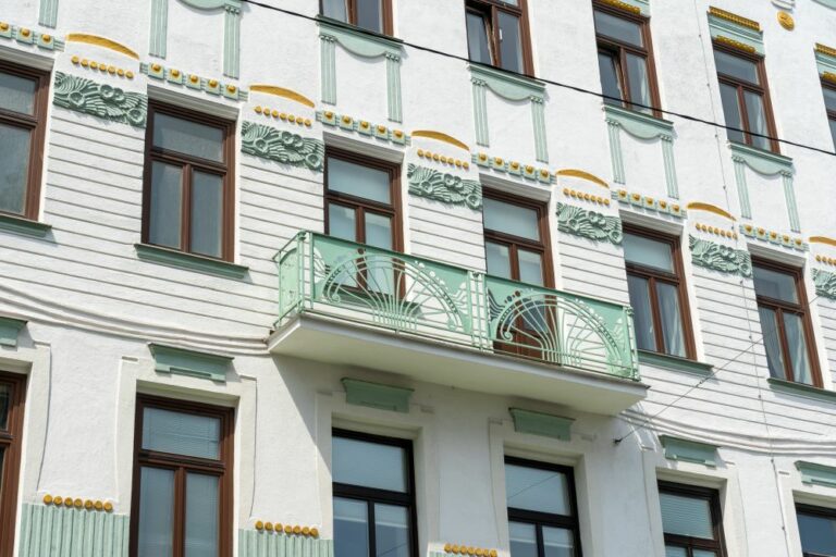 Jugendstilfassade, Balkon, Wien