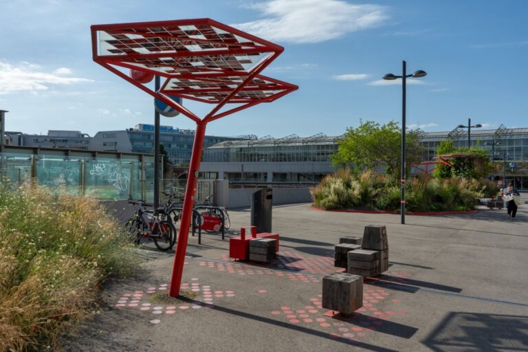 Spittelau, Sitzgelegenheiten