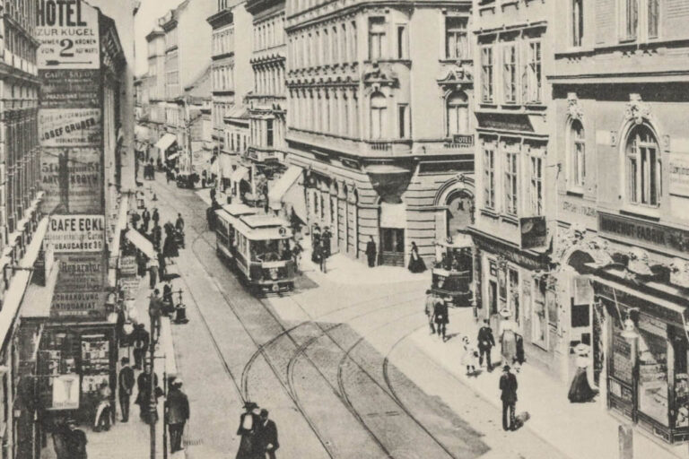 historische Aufnahme der Ecke Neubaugasse/Siebensterngasse, Straßenbahn