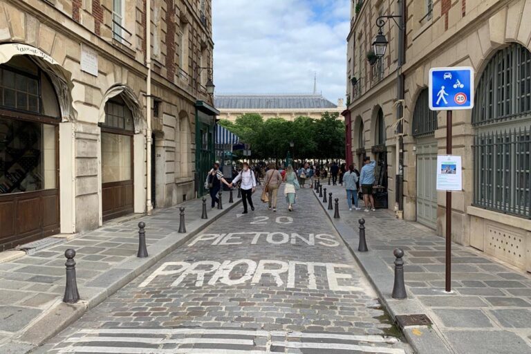 Verkehrsberuhigung, shared space, Paris