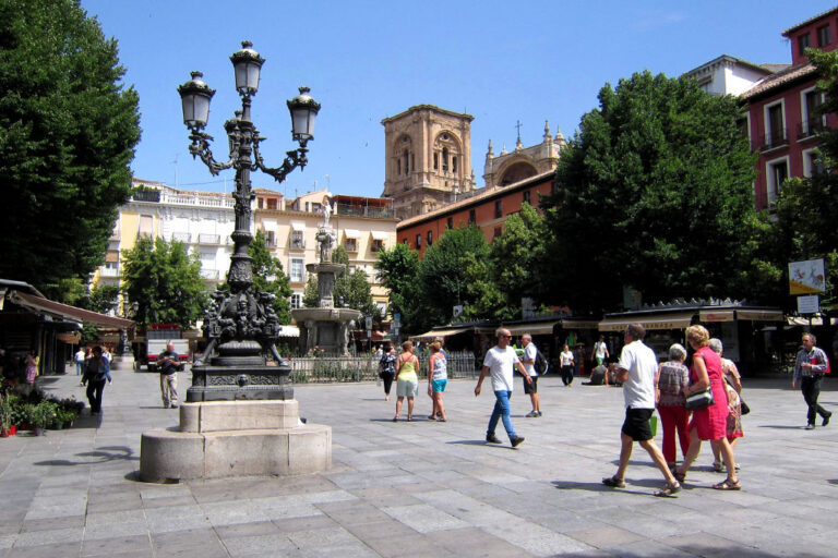 Plaza de Bib-Rambla in Granada/Spanien (Foto: 2015, Martin Furtschegger, CC BY 3.0)