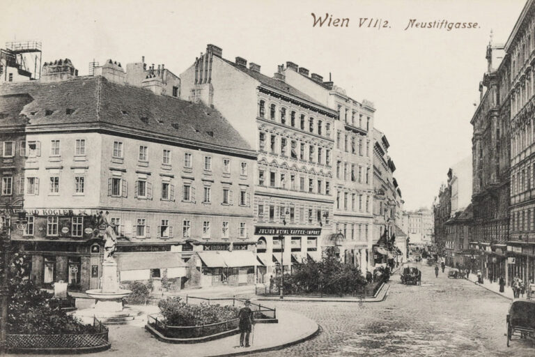 historische Aufnahme der Neustiftgasse, Ecke Kellermanngasse, Augustinbrunnen, Wien-Neubau