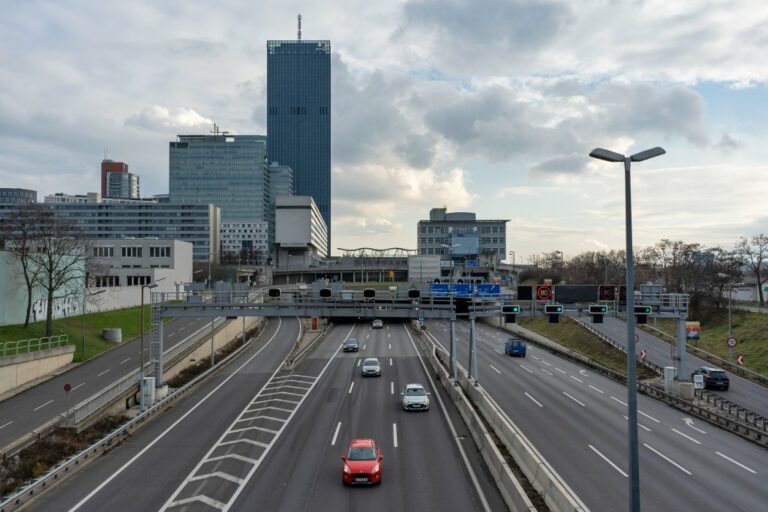 Donau City, Autobahn, A22, DC Tower