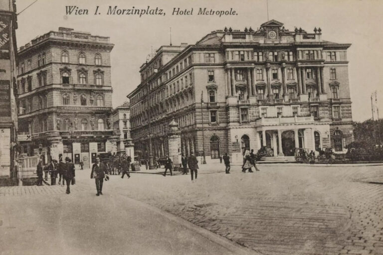 Platz in Wien, Hotel