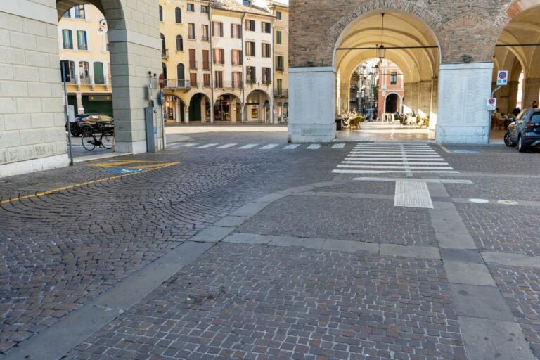 Piazza Indipendenza, Palazzo dei Trecento, Treviso