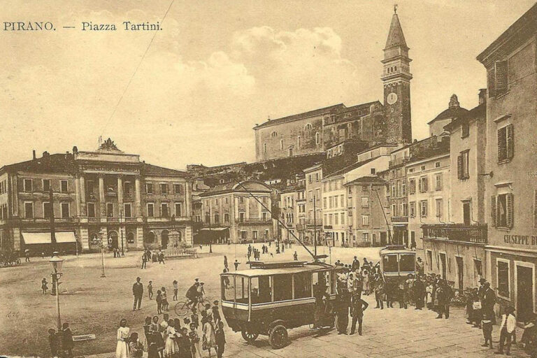historische Aufnahme von Piran, Slowenien, O-Busse