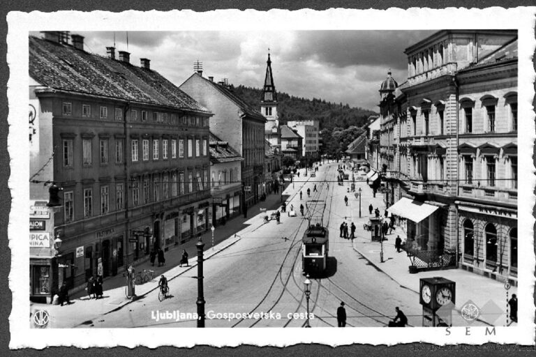 Straße in Ljubljana, Straßenbahn, historische Aufnahme