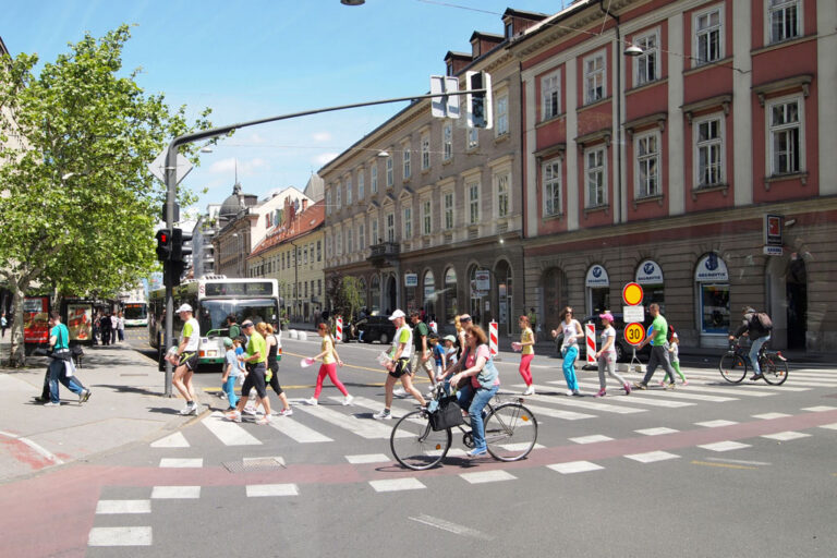 Straße, Zebrastreifen