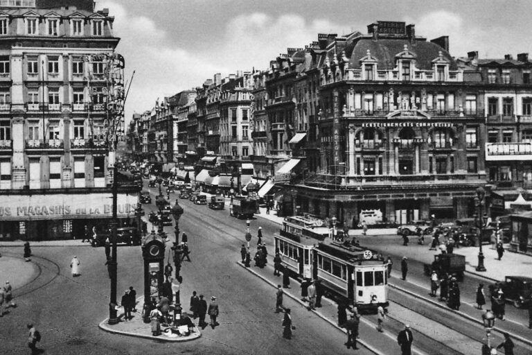 alte Aufnahme von Brüssel, Straßenbahn der Linie 56