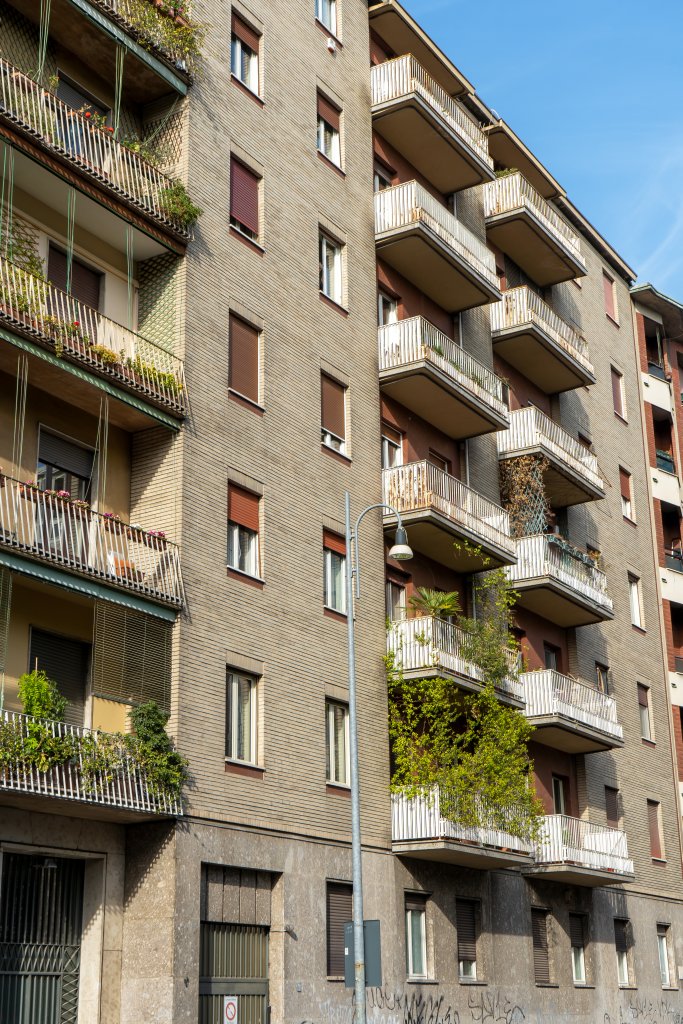 Wohnhaus in Mailand, Balkone