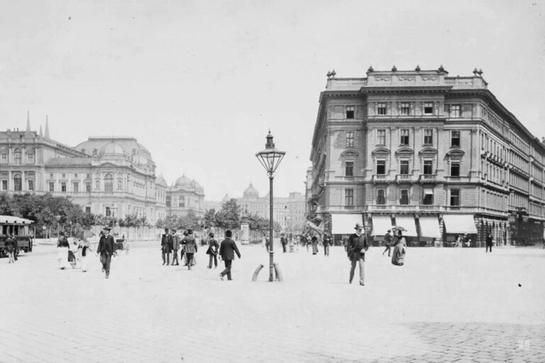 historische Aufnahme der Ringstraße, Universität, Historismus-Architektur, Kaffeehaus