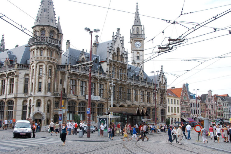 historisches Postgebäude in Gent