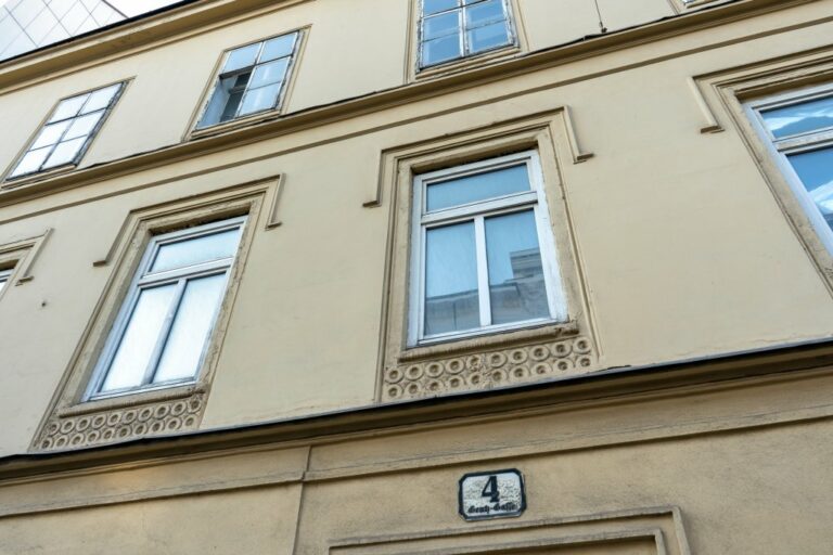 Hausfassade im 18. Bezirk