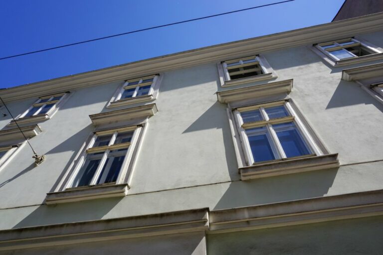 Fassade eines Biedermeierhauses in Wien-Landstraße