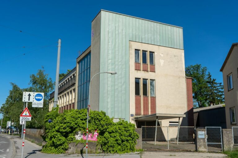 Fabrikgebäudes in Aspern, Wien-Donaustadt