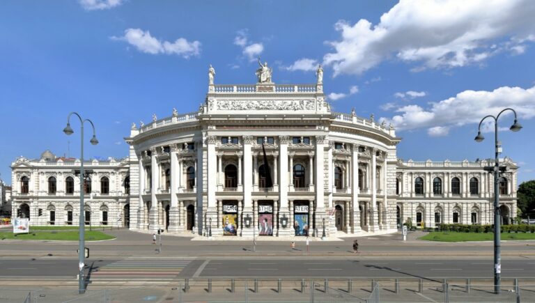 Theater auf der Wiener Ringstraße im Baustil des Historismus