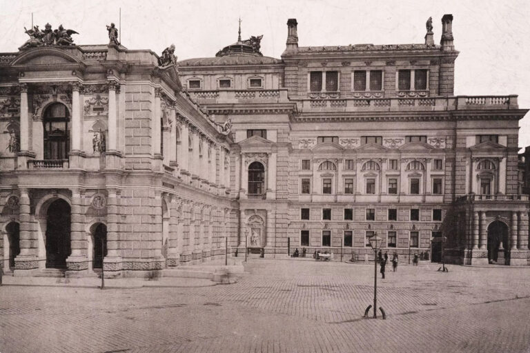 Hofburgtheater in Wien, historische Aufnahme