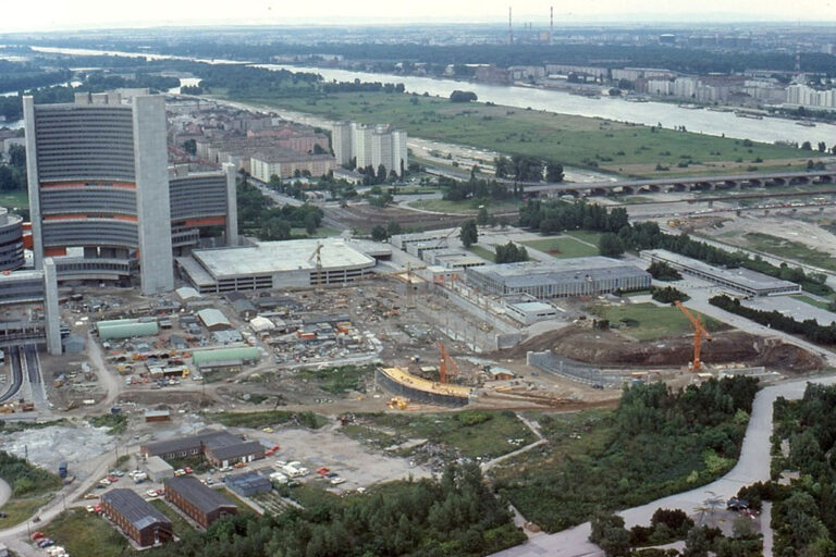 alte Aufnahme des Vienna International Centre