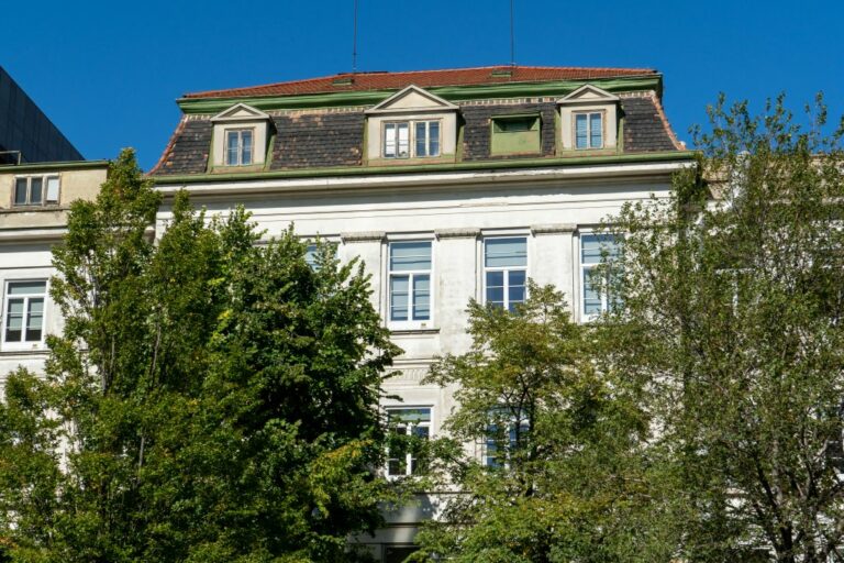 historisches Gebäude des Wiener AKH, Kinderklinik, Historismus-Architektur