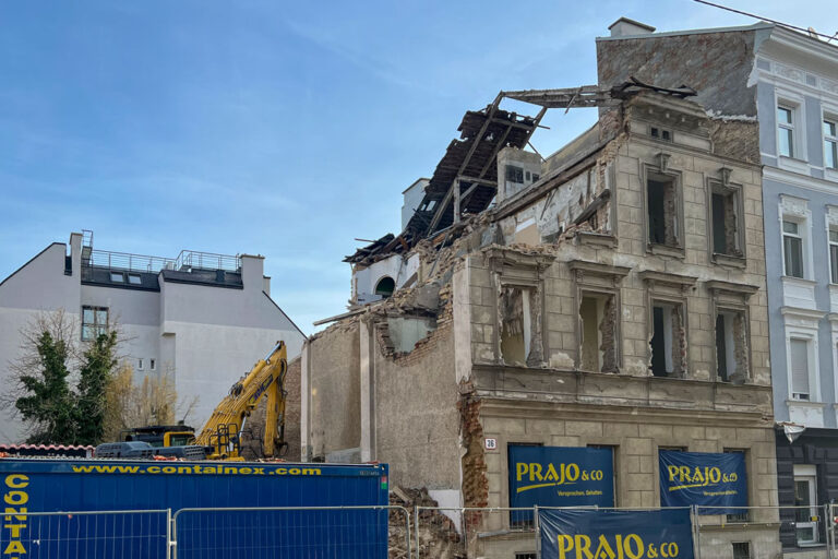 Altbau in Wien-Meidling wird abgerissen, Prajo