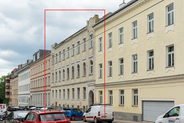 Häuserzeile mit Altbauten in Döbling