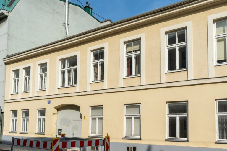 Altbau in der Leitermayergasse in Wien-Hernals