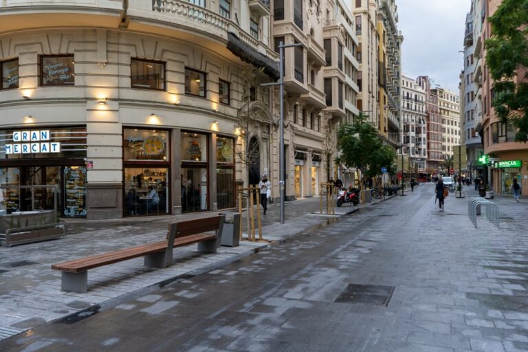 verkehrsberuhigte Straße in Valencia