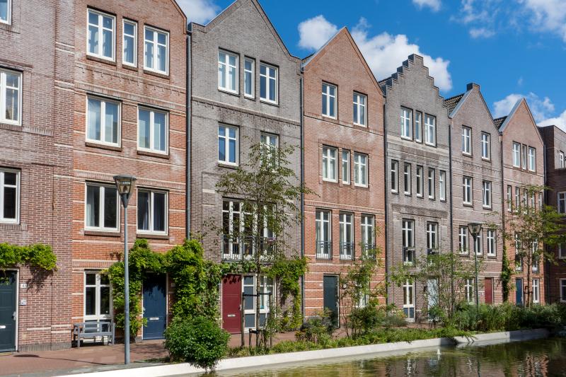 Mehr über den Artikel erfahren Krier & Kohl: Postmodernes Wohnquartier in Den Haag