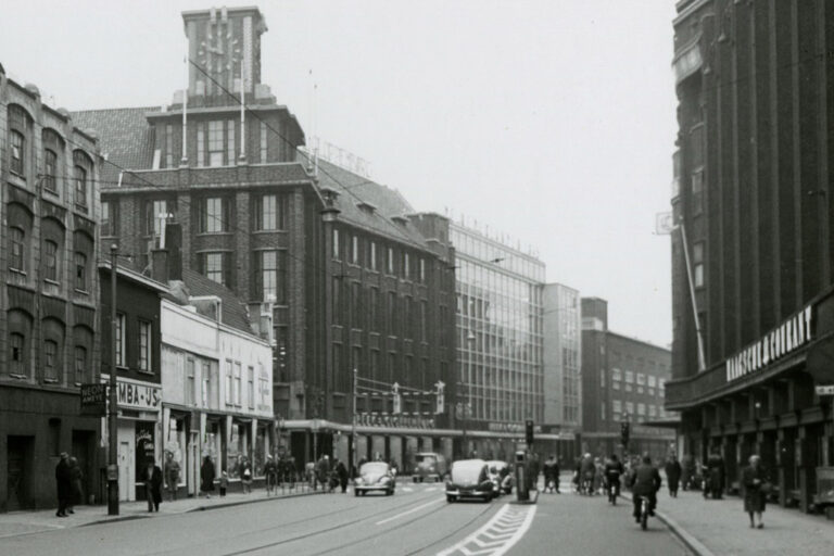 Straße in den Niederlanden