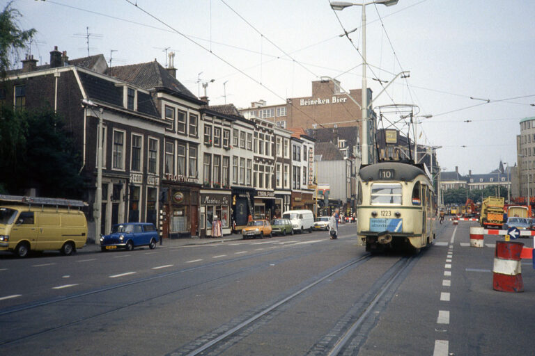 Straßenbahn, Häuser