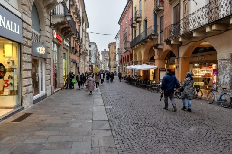 Fußgängerzone im Zentrum von Vicenza