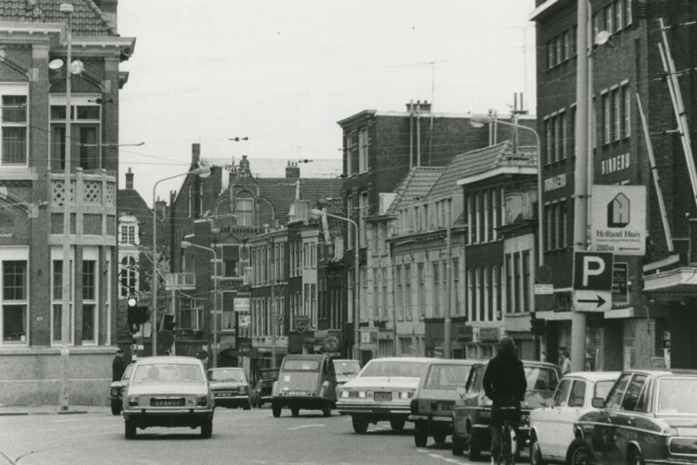 Autoverkehr in Den Haag