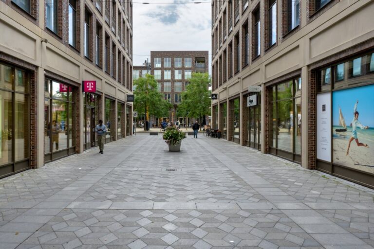 Fußgängerzone in einem Stadtentwicklungsgebiet von Utrecht