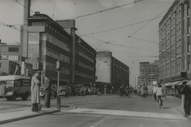 Grote Marktstraat, Kreuzung