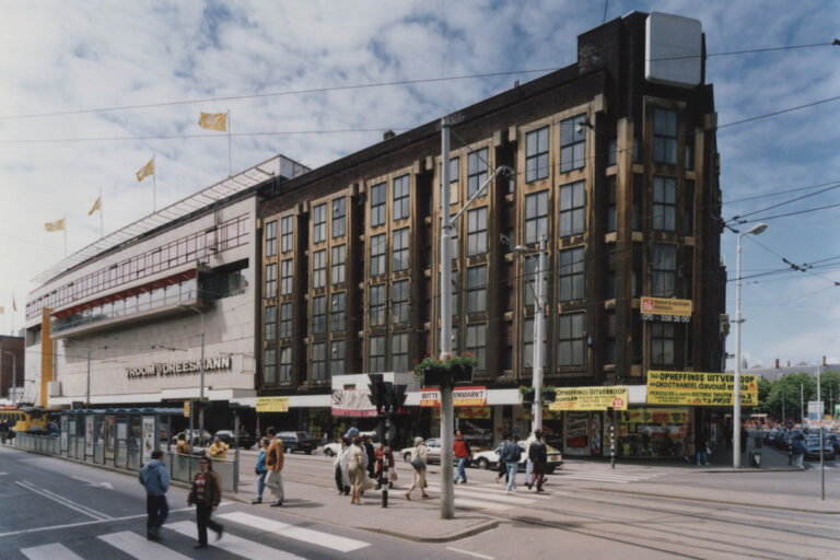 Grote Marktstraat, Straßenbahnhaltestelle