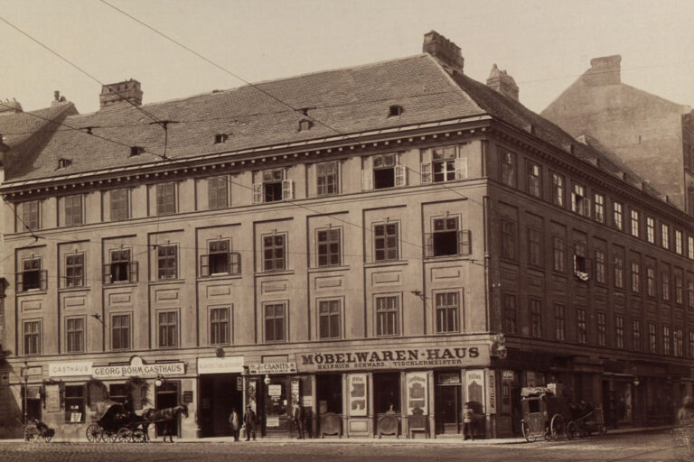 historische Aufnahme eines Gebäudes in Wien-Neubau