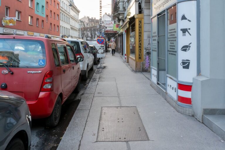 Gehsteig in der Gumpendorfer Straße