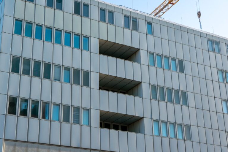 Fassade eines Bürogebäudes an der Erdberger Lände
