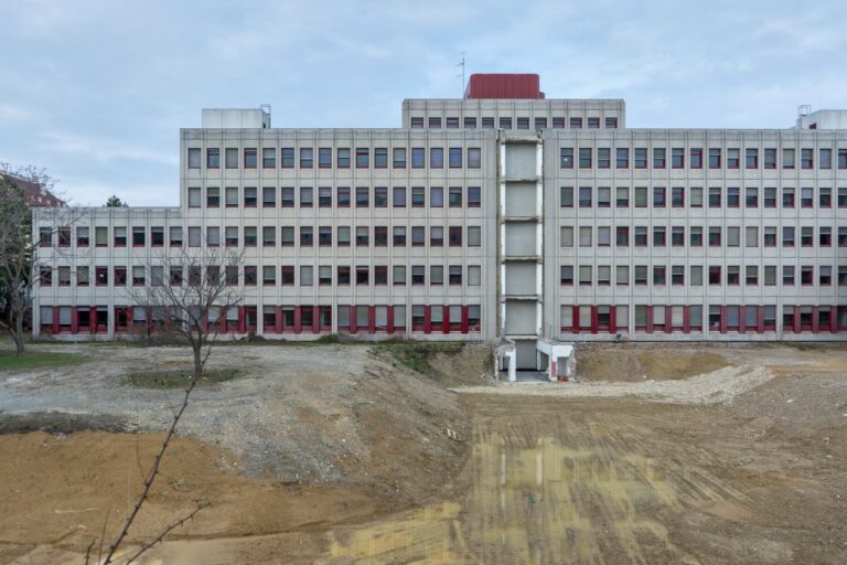 Bürogebäude
